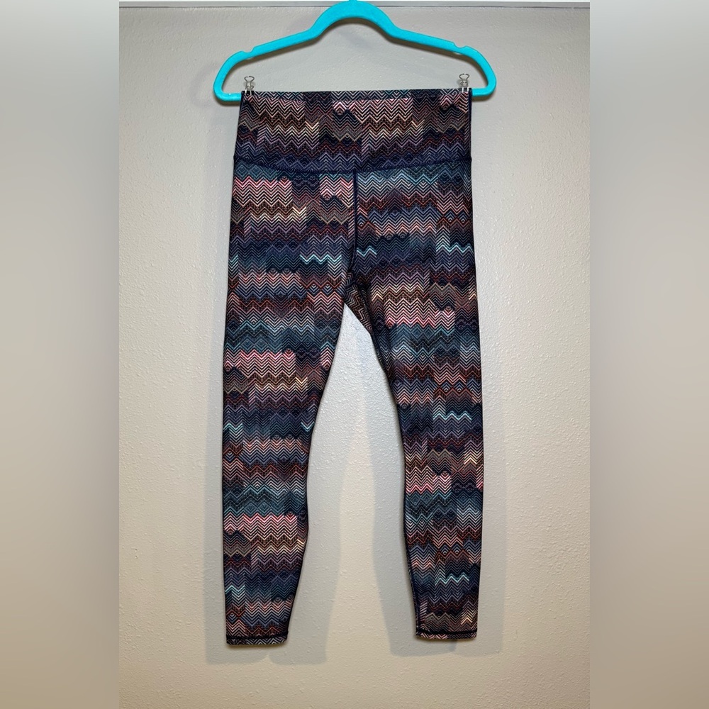 Fabletics Women's Mid-Rise Powerhold Ravenna 7/8 Patterned Leggings Size L